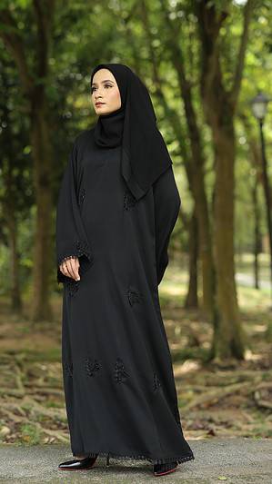 Nashwa Abaya