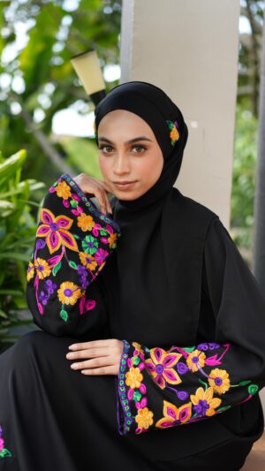 Nuha Abaya